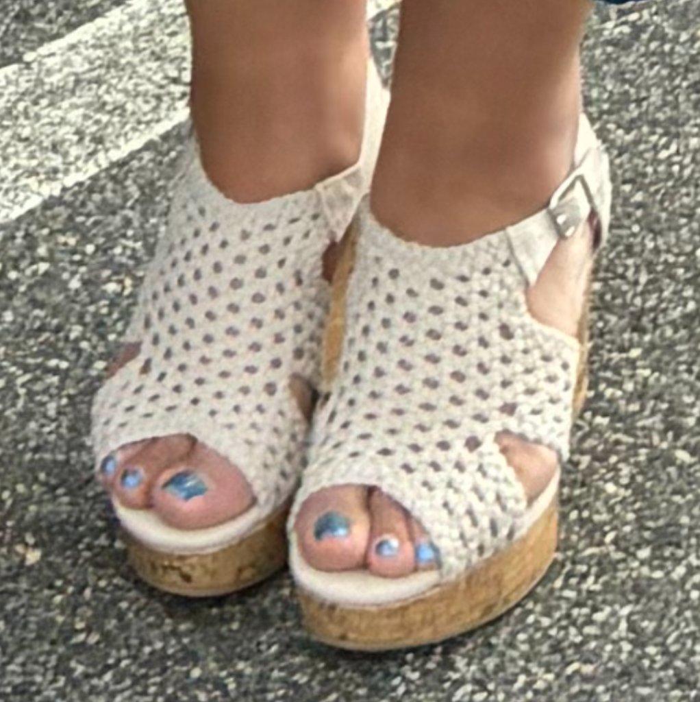 Latina_toez's profile picture